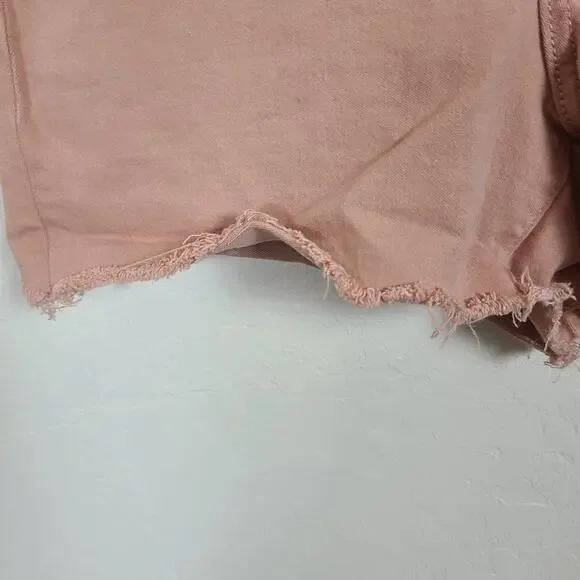 Universal Thread Raw Hem Shorts Womens Pink Causal Summer Denim Festival Boho 8 - Picture 5 of 12